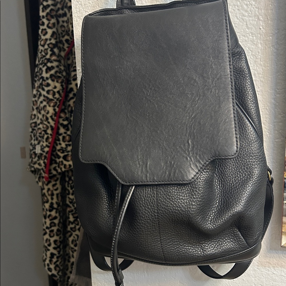 EUC!!! Rag & Bone Pilot Black Leather Backpack Purse - Picture 4 of 16